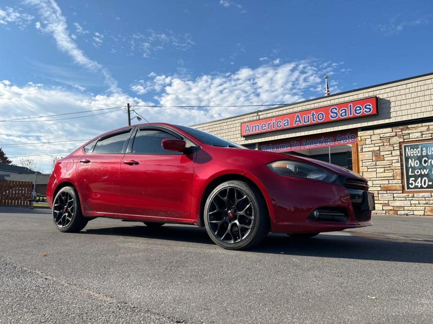 2013 RED DODGE DART SXT (1C3CDFBH4DD) with an 1.4L engine, 6-Speed Manual transmission, located at 2514 Williamson Rd NE, Roanoke, VA, 24012, (540) 265-7770, 37.294636, -79.936249 - Photo#0