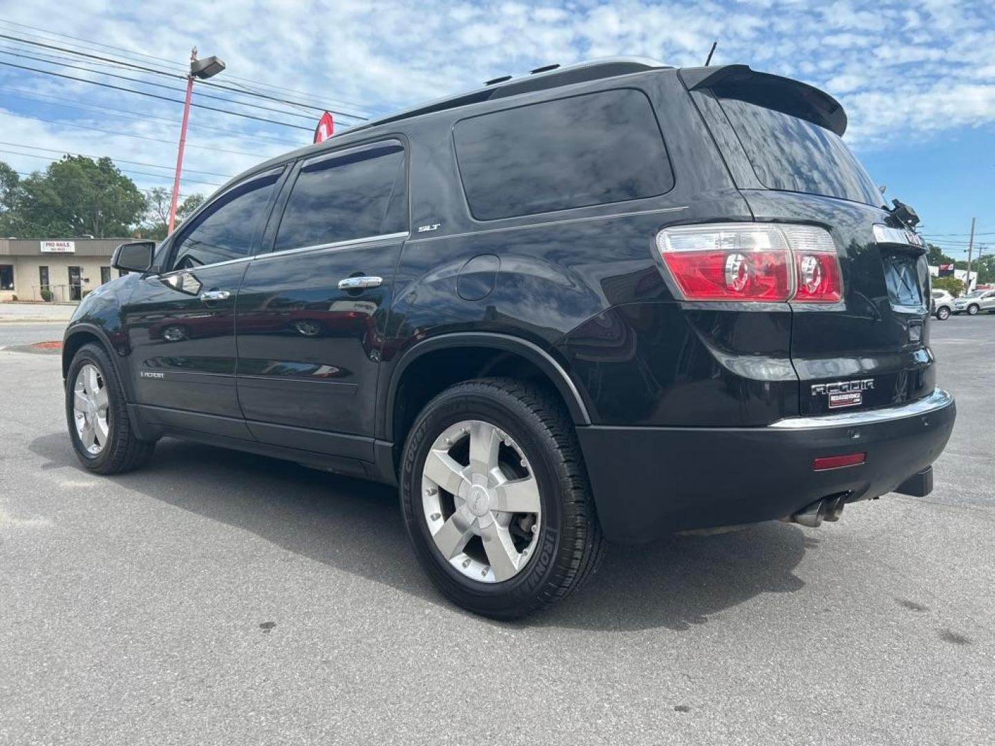 2008 BLACK GMC ACADIA SLT-2 (1GKEV33728J) with an 3.6L engine, Automatic transmission, located at 2514 Williamson Rd NE, Roanoke, VA, 24012, (540) 265-7770, 37.294636, -79.936249 - NO CREDIT CHECK FINANCING WITH ONLY $1700 DOWN PAYMENT!!!! Check out our website www.needausedvehicle.com for our No Credit Check/ In House Financing options!! No Credit Check Available!!! In House Financing Available!!! All Clean Title Vehicles (no Salvaged or flooded vehicles ever on our lot)! - Photo#1