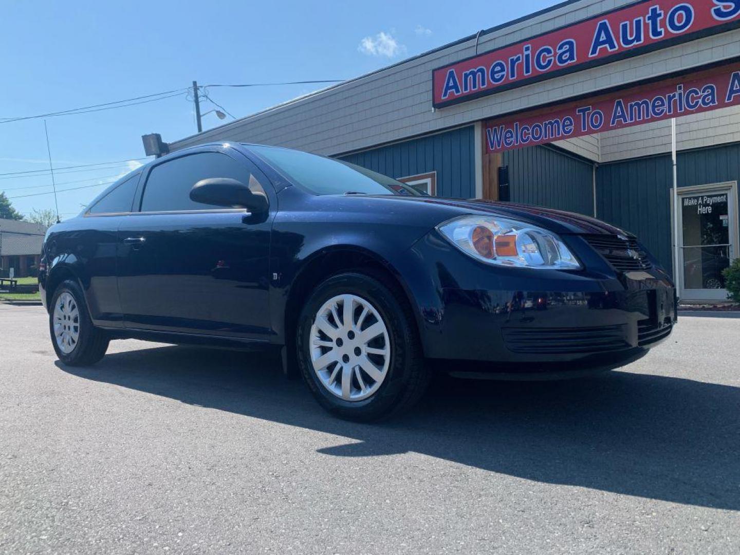 2009 BLUE CHEVROLET COBALT LS (1G1AK18H097) with an 2.2L engine, 4-Speed Manual transmission, located at 2514 Williamson Rd NE, Roanoke, VA, 24012, (540) 265-7770, 37.294636, -79.936249 - NO CREDIT CHECK FINANCING WITH ONLY $1400 DOWN PAYMENT!!!! Check out our website www.needausedvehicle.com for our No Credit Check/ In House Financing options!! No Credit Check Available!!! In House Financing Available!!! All Clean Title Vehicles (no Salvaged or flooded vehicles ever on our lot)! - Photo#0