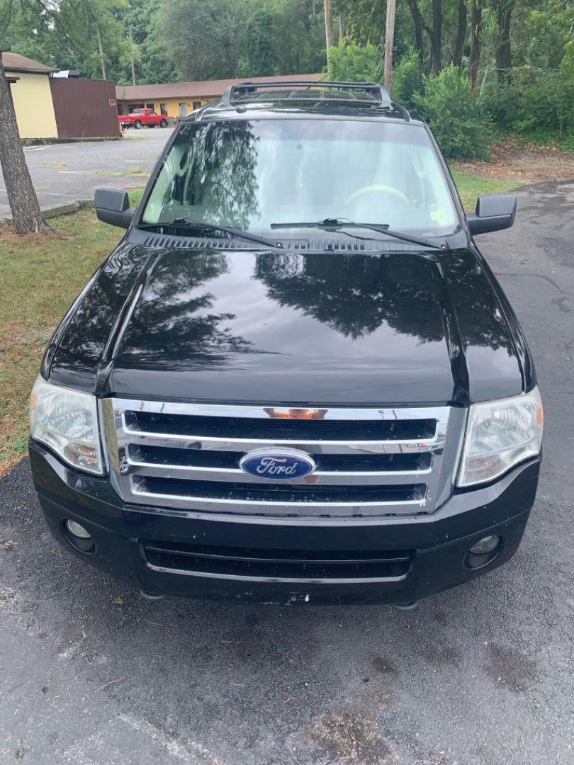 2011 BLACK FORD EXPEDITION XLT (1FMJU1J5XBE) with an 5.4L engine, Automatic transmission, located at 2514 Williamson Rd NE, Roanoke, VA, 24012, (540) 265-7770, 37.294636, -79.936249 - NO CREDIT CHECK FINANCING WITH ONLY $2300 DOWN PAYMENT!!!! Check out our website www.needausedvehicle.com for our No Credit Check/ In House Financing options!! No Credit Check Available!!! In House Financing Available!!! All Clean Title Vehicles (no Salvaged or flooded vehicles ever on our lot)! - Photo#9