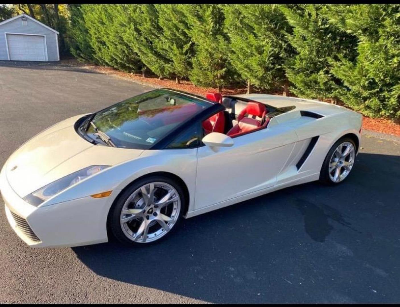 2008 WHITE LAMBORGHINI GALLARDO SPYDER (ZHWGU22T58L) with an 5.0L engine, Automatic transmission, located at 2514 Williamson Rd NE, Roanoke, VA, 24012, (540) 265-7770, 37.294636, -79.936249 - Photo#0