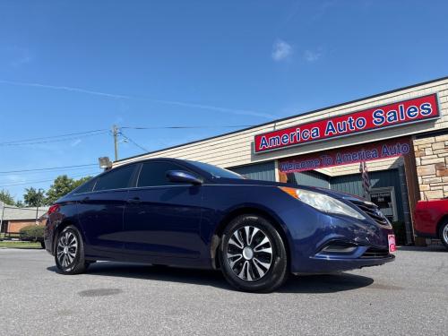 2013 HYUNDAI SONATA 4DR