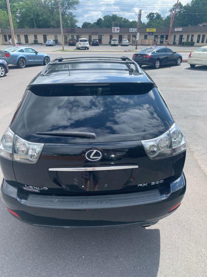 2004 BLACK LEXUS RX 330 (JTJHA31U040) with an 3.3L engine, Automatic transmission, located at 2514 Williamson Rd NE, Roanoke, VA, 24012, (540) 265-7770, 37.294636, -79.936249 - NO CREDIT CHECK FINANCING WITH ONLY $2300 DOWN PAYMENT!!!! Check out our website www.needausedvehicle.com for our No Credit Check/ In House Financing options!! No Credit Check Available!!! In House Financing Available!!! All Clean Title Vehicles (no Salvaged or flooded vehicles ever on our lot)! - Photo#11