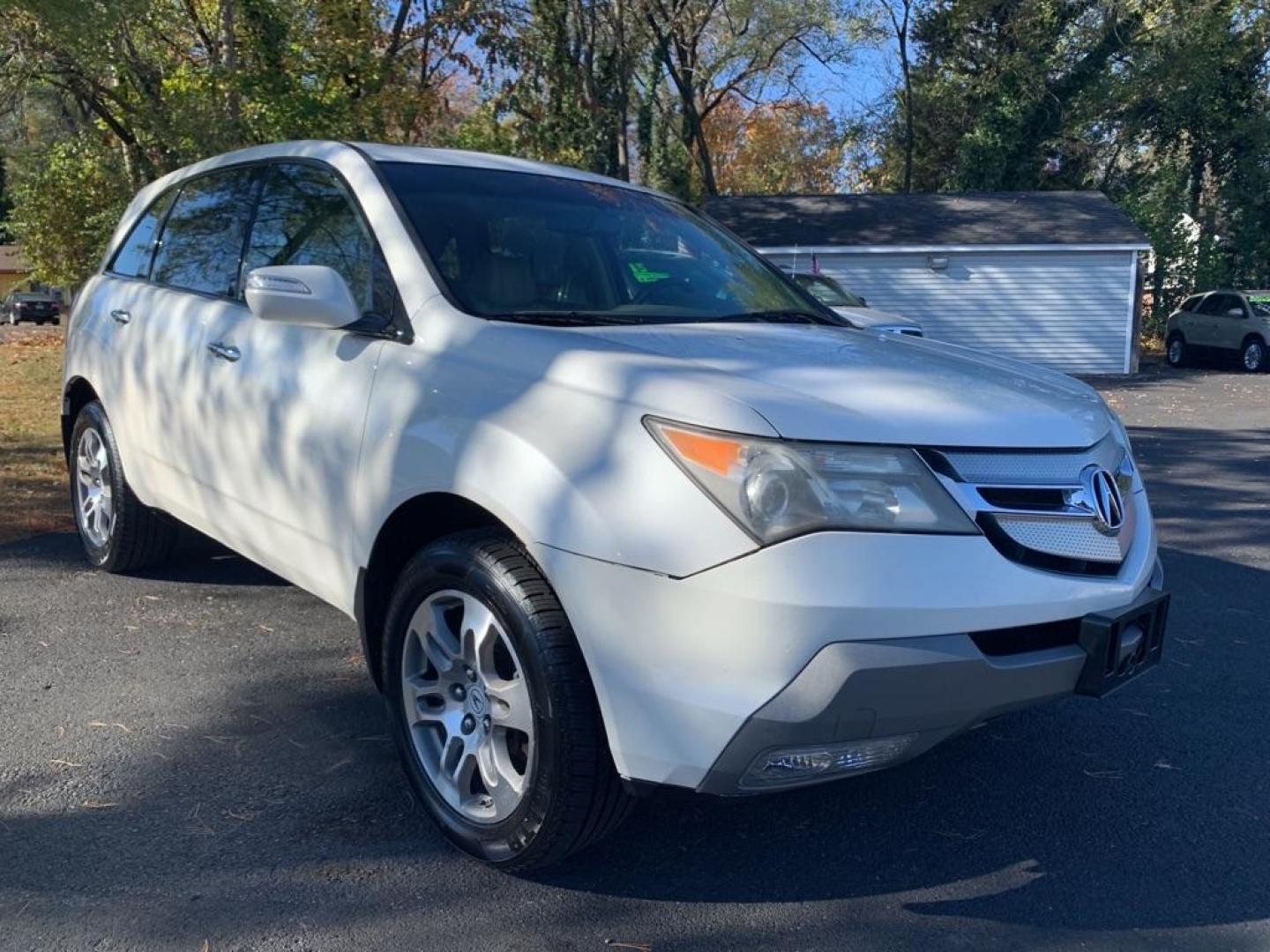 2008 WHITE ACURA MDX (2HNYD282X8H) with an 3.7L engine, Automatic transmission, located at 2514 Williamson Rd NE, Roanoke, VA, 24012, (540) 265-7770, 37.294636, -79.936249 - Check out our website www.needausedvehicle.com for our No Credit Check/ In House Financing options!! No Credit Check Available!!! In House Financing Available!!! All Clean Title Vehicles (no Salvaged or flooded vehicles ever on our lot)!!! Up to 12 month Service Contracts available on all vehicl - Photo#0