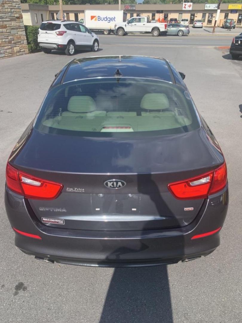 2015 GRAY KIA OPTIMA LX (5XXGM4A73FG) with an 2.4L engine, Automatic transmission, located at 2514 Williamson Rd NE, Roanoke, VA, 24012, (540) 265-7770, 37.294636, -79.936249 - NO CREDIT CHECK FINANCING WITH ONLY $3000 DOWN PAYMENT!!!! Check out our website www.needausedvehicle.com for our No Credit Check/ In House Financing options!! No Credit Check Available!!! In House Financing Available!!! All Clean Title Vehicles (no Salvaged or flooded vehicles ever on our lot)! - Photo#4