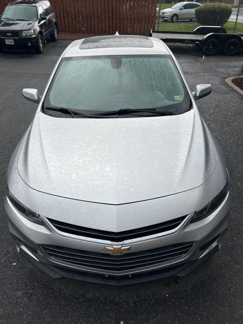 2016 SILVER CHEVROLET MALIBU LT (1G1ZE5ST1GF) with an 1.5L engine, Automatic transmission, located at 2514 Williamson Rd NE, Roanoke, VA, 24012, (540) 265-7770, 37.294636, -79.936249 - NO CREDIT CHECK FINANCING WITH ONLY $2800 DOWN PAYMENT!!!! Check out our website www.needausedvehicle.com for our No Credit Check/ In House Financing options!! No Credit Check Available!!! In House Financing Available!!! All Clean Title Vehicles (no Salvaged or flooded vehicles ever on our lot)! - Photo#1