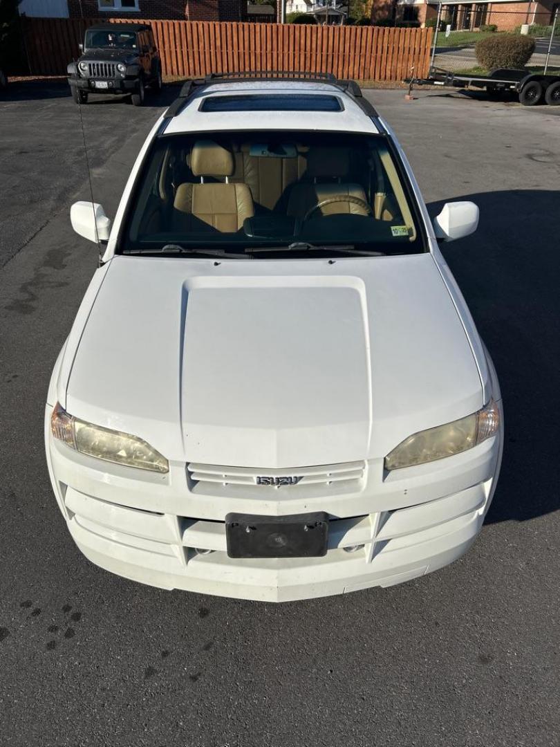 2002 WHITE ISUZU AXIOM XS (4S2DF58X824) with an 3.5L engine, Automatic transmission, located at 2514 Williamson Rd NE, Roanoke, VA, 24012, (540) 265-7770, 37.294636, -79.936249 - NO CREDIT CHECK FINANCING WITH ONLY $1500 DOWN PAYMENT!!!! Check out our website www.needausedvehicle.com for our No Credit Check/ In House Financing options!! No Credit Check Available!!! In House Financing Available!!! All Clean Title Vehicles (no Salvaged or flooded vehicles ever on our lot)! - Photo#10