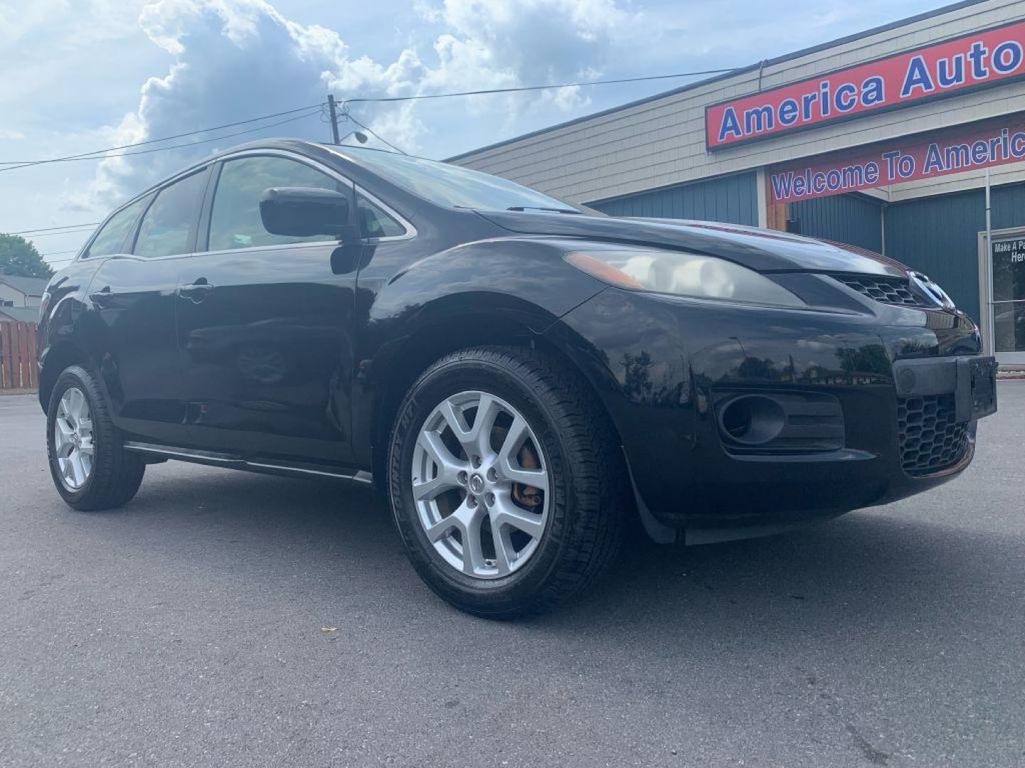 2010 BLACK MAZDA CX-7 (JM3ER2WM1A0) with an 2.5L engine, Automatic transmission, located at 2514 Williamson Rd NE, Roanoke, VA, 24012, (540) 265-7770, 37.294636, -79.936249 - Photo#0