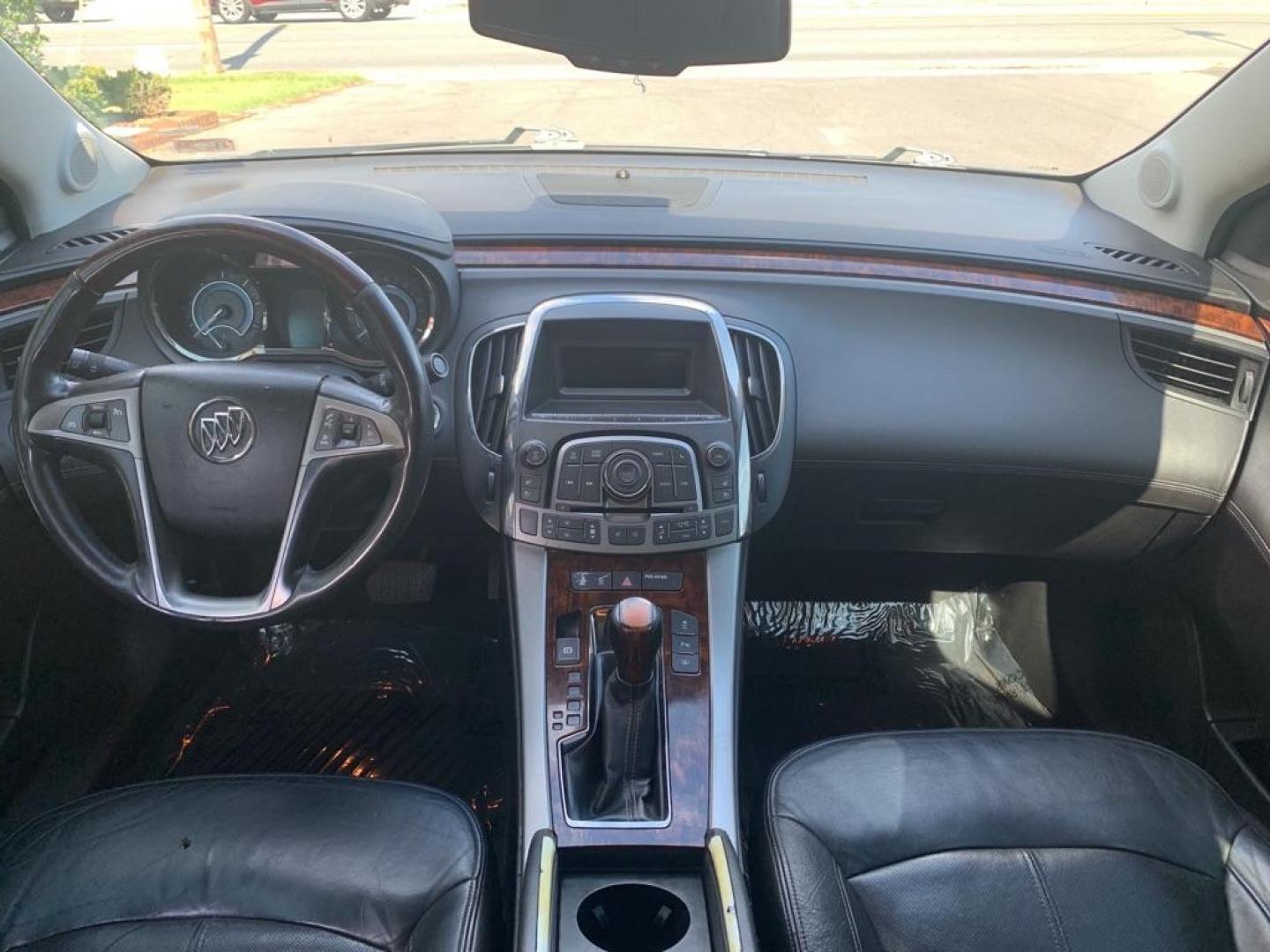 2010 BLACK BUICK LACROSSE CXL (1G4GC5GGXAF) with an 3.0L engine, Automatic transmission, located at 2514 Williamson Rd NE, Roanoke, VA, 24012, (540) 265-7770, 37.294636, -79.936249 - Photo#6