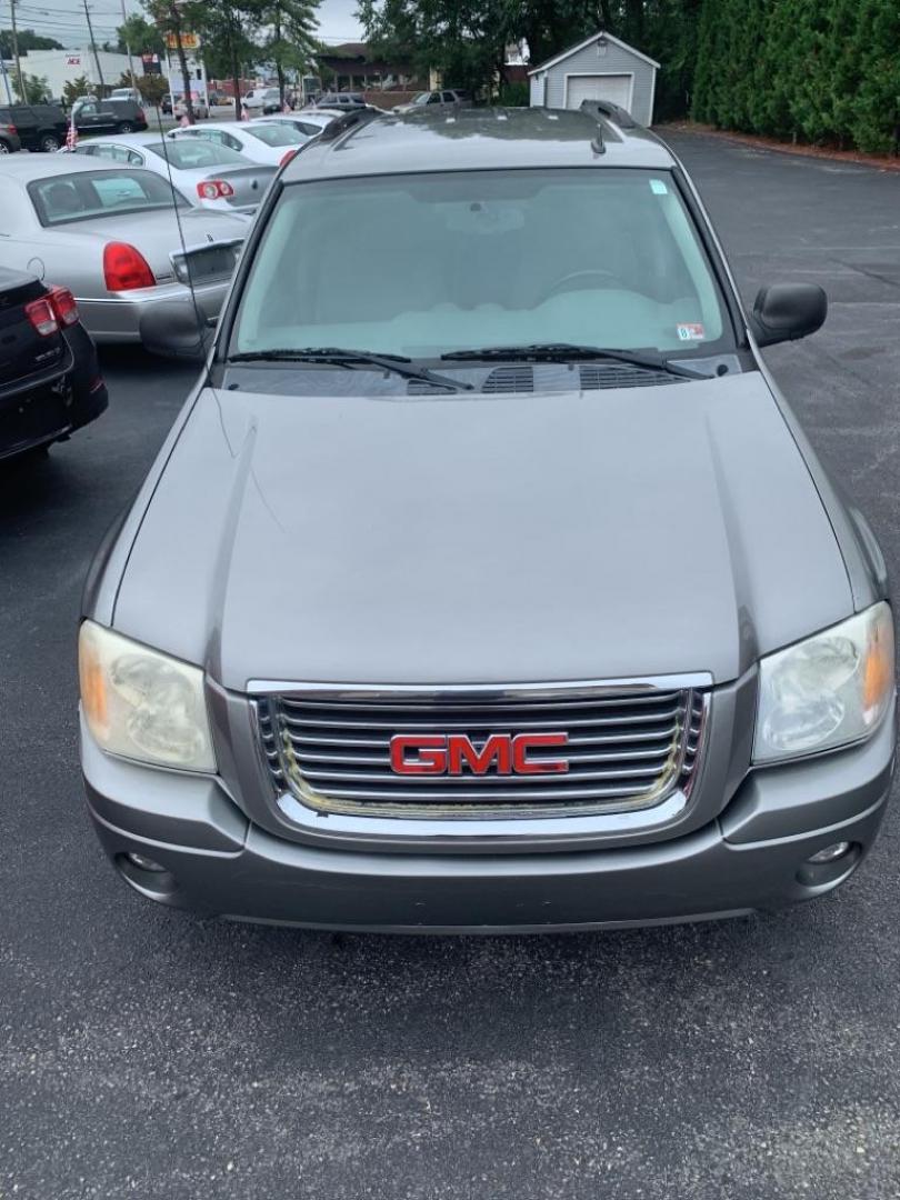 2007 GRAY GMC ENVOY (1GKDT13S172) with an 4.2L engine, Automatic transmission, located at 2514 Williamson Rd NE, Roanoke, VA, 24012, (540) 265-7770, 37.294636, -79.936249 - This vehicle qualifies for No Credit Check Financing for $7450 with $1800 down payment at 26.9 APR, OR Price of $6700 is with one of our outside lending intituions, click now to Apply!!! All Clean Title Vehicles (no Salvaged or - Photo#2