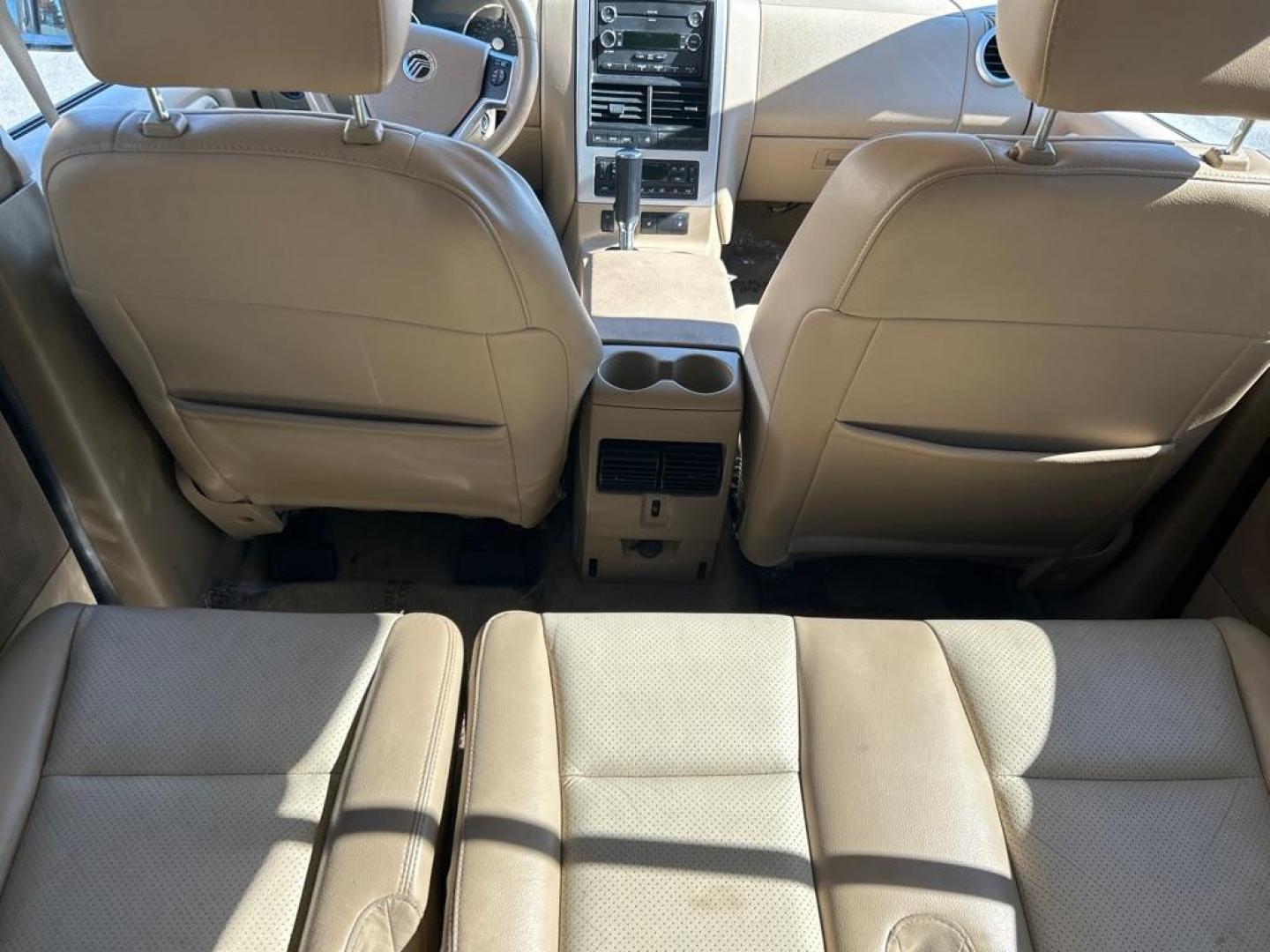 2008 SILVER MERCURY MOUNTAINEER LUXURY (4M2EU47E08U) with an 4.0L engine, Automatic transmission, located at 2514 Williamson Rd NE, Roanoke, VA, 24012, (540) 265-7770, 37.294636, -79.936249 - NO CREDIT CHECK FINANCING WITH ONLY $1800 DOWN PAYMENT!!!! Check out our website www.needausedvehicle.com for our No Credit Check/ In House Financing options!! No Credit Check Available!!! In House Financing Available!!! All Clean Title Vehicles (no Salvaged or flooded vehicles ever on our lot)! - Photo#6