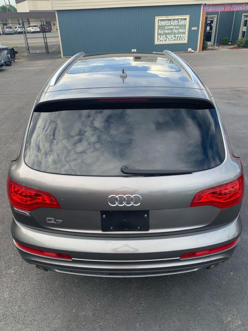 2011 GRAY AUDI Q7 PRESTIGE (WA1DGAFE8BD) with an 3.0L engine, Automatic transmission, located at 2514 Williamson Rd NE, Roanoke, VA, 24012, (540) 265-7770, 37.294636, -79.936249 - Photo#11