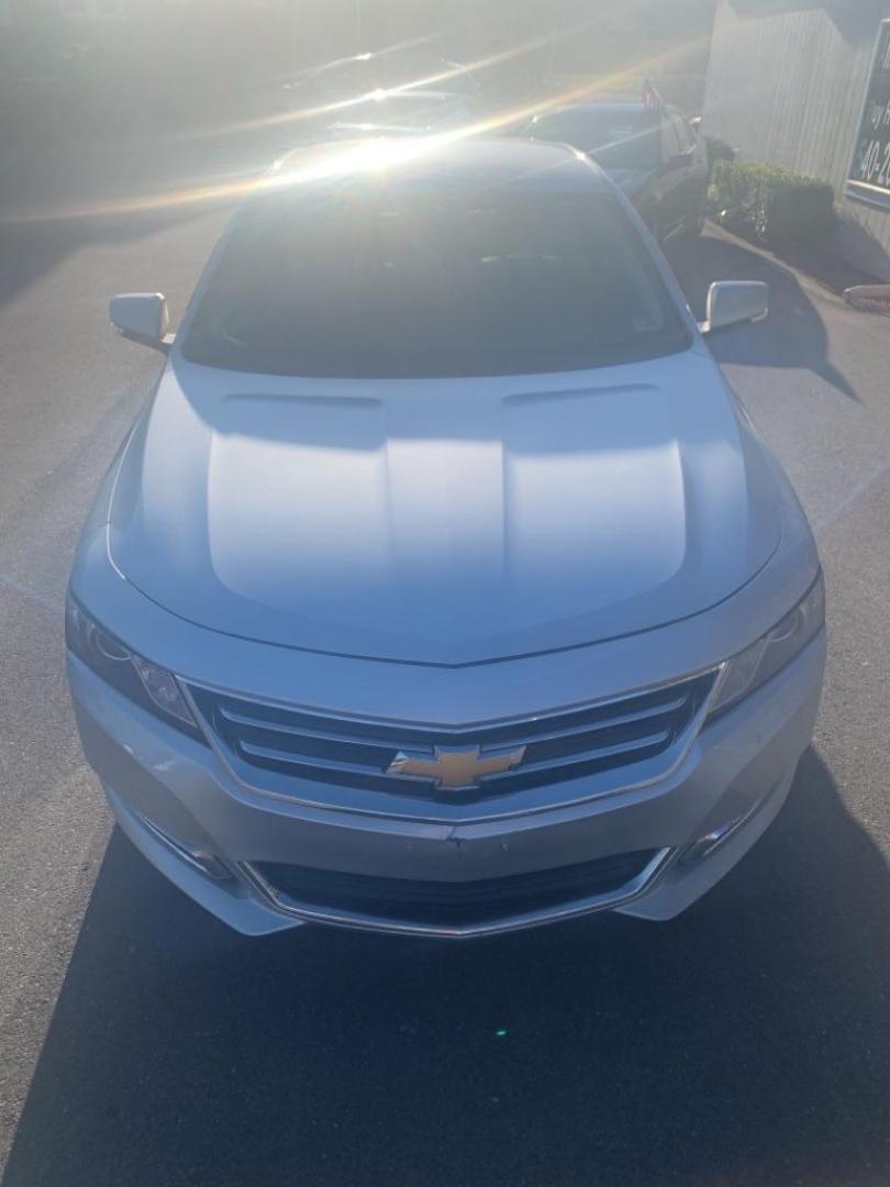 2017 SILVER CHEVROLET IMPALA LT (2G1105SA9H9) with an 2.5L engine, Automatic transmission, located at 2514 Williamson Rd NE, Roanoke, VA, 24012, (540) 265-7770, 37.294636, -79.936249 - Photo#2