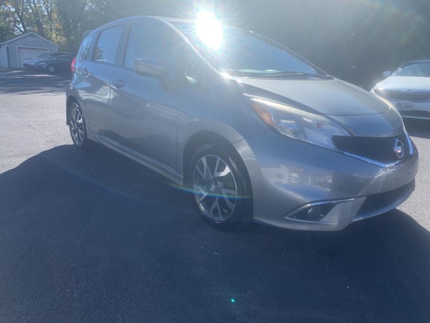 2015 GRAY NISSAN VERSA NOTE S (3N1CE2CP9FL) with an 1.6L engine, Continuously Variable transmission, located at 2514 Williamson Rd NE, Roanoke, VA, 24012, (540) 265-7770, 37.294636, -79.936249 - NO CREDIT CHECK FINANCING WITH ONLY $2000 DOWN PAYMENT!!! Check out our website www.needausedvehicle.com for our No Credit Check/ In House Financing options!! No Credit Check Available!!! In House Financing Available!!! All Clean Title Vehicles (no Salvaged or flooded vehicles ever on our lot)!! - Photo#1