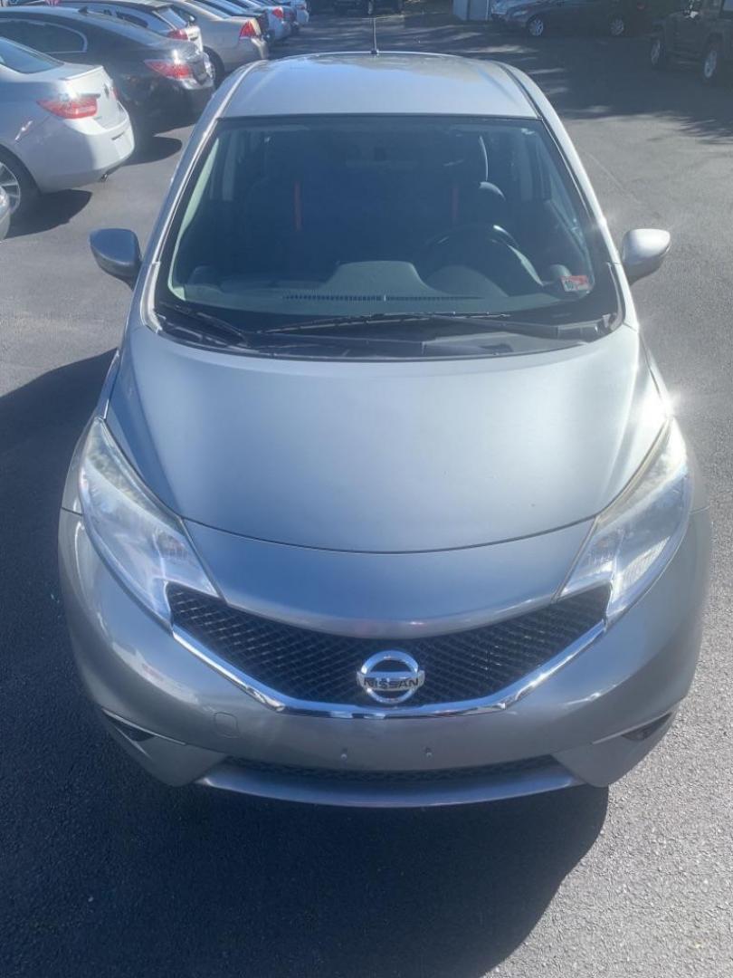 2015 GRAY NISSAN VERSA NOTE S (3N1CE2CP9FL) with an 1.6L engine, Continuously Variable transmission, located at 2514 Williamson Rd NE, Roanoke, VA, 24012, (540) 265-7770, 37.294636, -79.936249 - NO CREDIT CHECK FINANCING WITH ONLY $2000 DOWN PAYMENT!!! Check out our website www.needausedvehicle.com for our No Credit Check/ In House Financing options!! No Credit Check Available!!! In House Financing Available!!! All Clean Title Vehicles (no Salvaged or flooded vehicles ever on our lot)!! - Photo#2