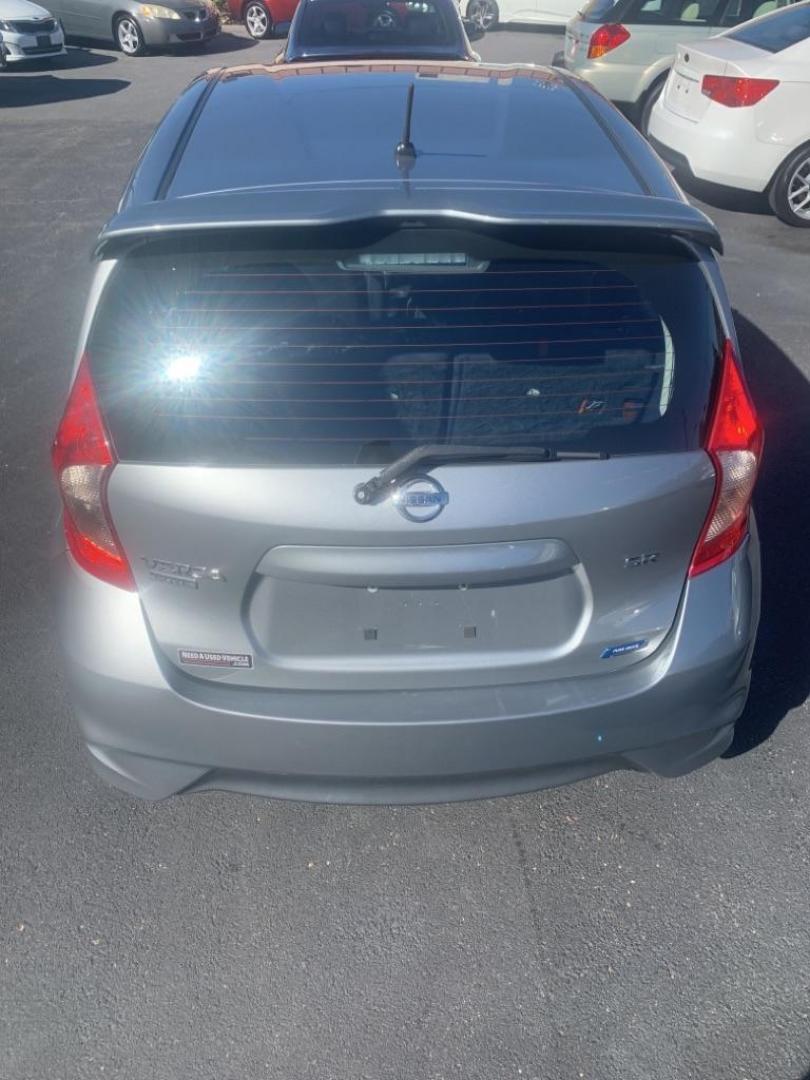 2015 GRAY NISSAN VERSA NOTE S (3N1CE2CP9FL) with an 1.6L engine, Continuously Variable transmission, located at 2514 Williamson Rd NE, Roanoke, VA, 24012, (540) 265-7770, 37.294636, -79.936249 - NO CREDIT CHECK FINANCING WITH ONLY $2000 DOWN PAYMENT!!! Check out our website www.needausedvehicle.com for our No Credit Check/ In House Financing options!! No Credit Check Available!!! In House Financing Available!!! All Clean Title Vehicles (no Salvaged or flooded vehicles ever on our lot)!! - Photo#4