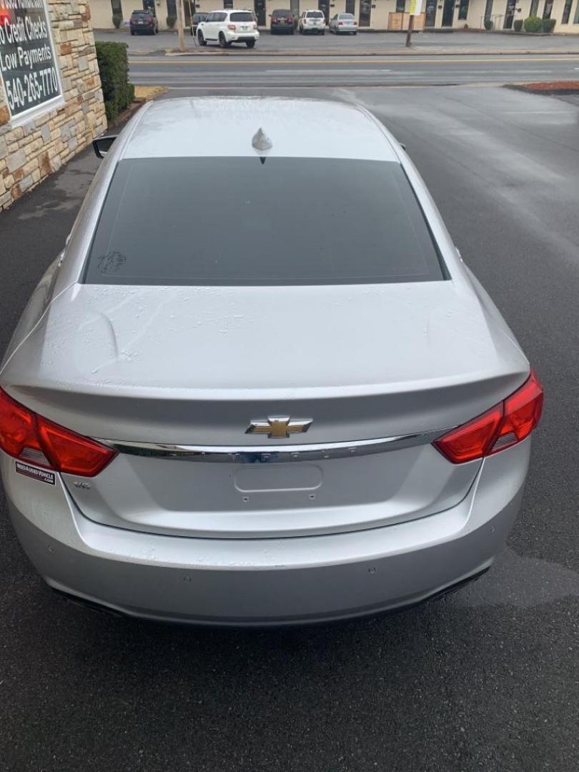 2015 SILVER CHEVROLET IMPALA LTZ (2G1165S33F9) with an 3.6L engine, Automatic transmission, located at 2514 Williamson Rd NE, Roanoke, VA, 24012, (540) 265-7770, 37.294636, -79.936249 - NO CREDIT CHECK FINANCING WITH ONLY $3000 DOWN PAYMENT!!!! Check out our website www.needausedvehicle.com for our No Credit Check/ In House Financing options!! No Credit Check Available!!! In House Financing Available!!! All Clean Title Vehicles (no Salvaged or flooded vehicles ever on our lot)! - Photo#4