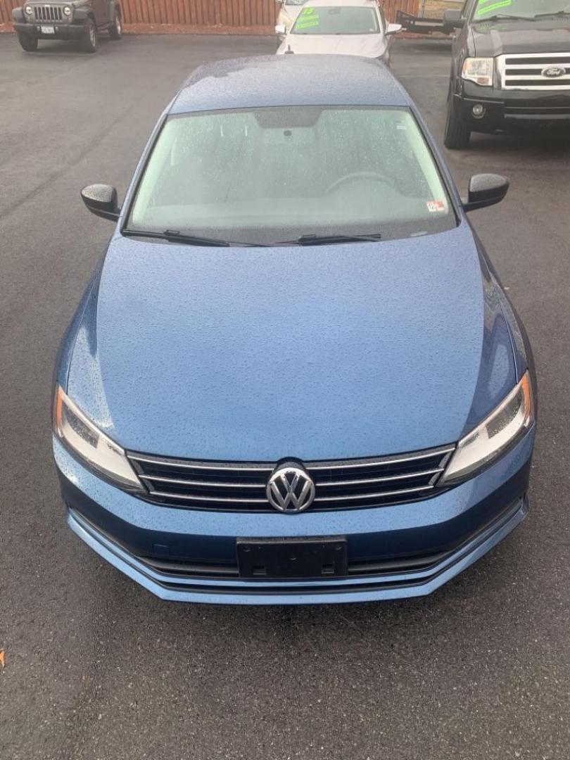 2016 BLUE VOLKSWAGEN JETTA S (3VW267AJ5GM) with an 1.4L engine, Automatic transmission, located at 2514 Williamson Rd NE, Roanoke, VA, 24012, (540) 265-7770, 37.294636, -79.936249 - Photo#2