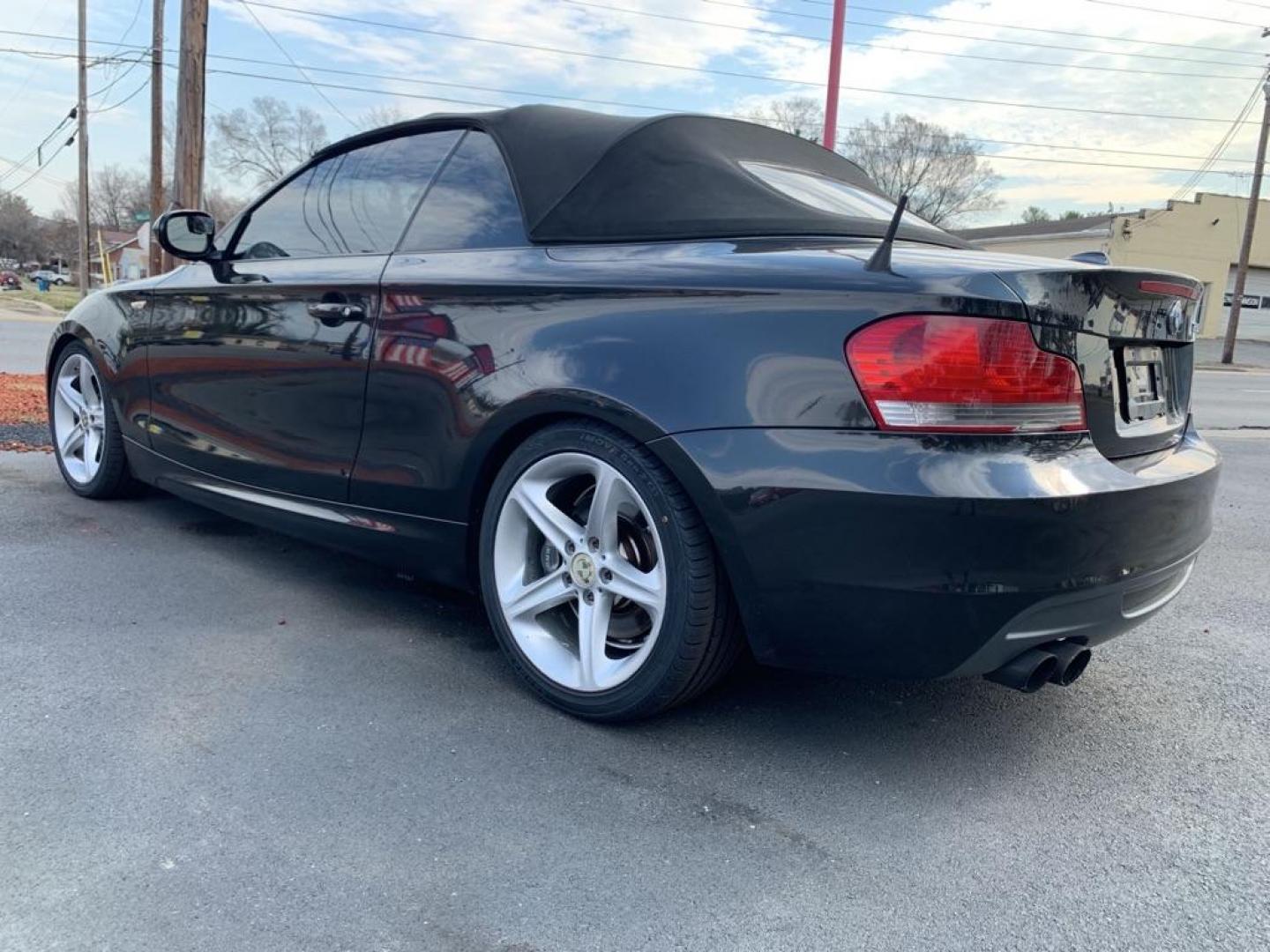 2010 BLACK BMW 135 I (WBAUN9C52AV) with an 3.0L engine, Automatic transmission, located at 2514 Williamson Rd NE, Roanoke, VA, 24012, (540) 265-7770, 37.294636, -79.936249 - Photo#3