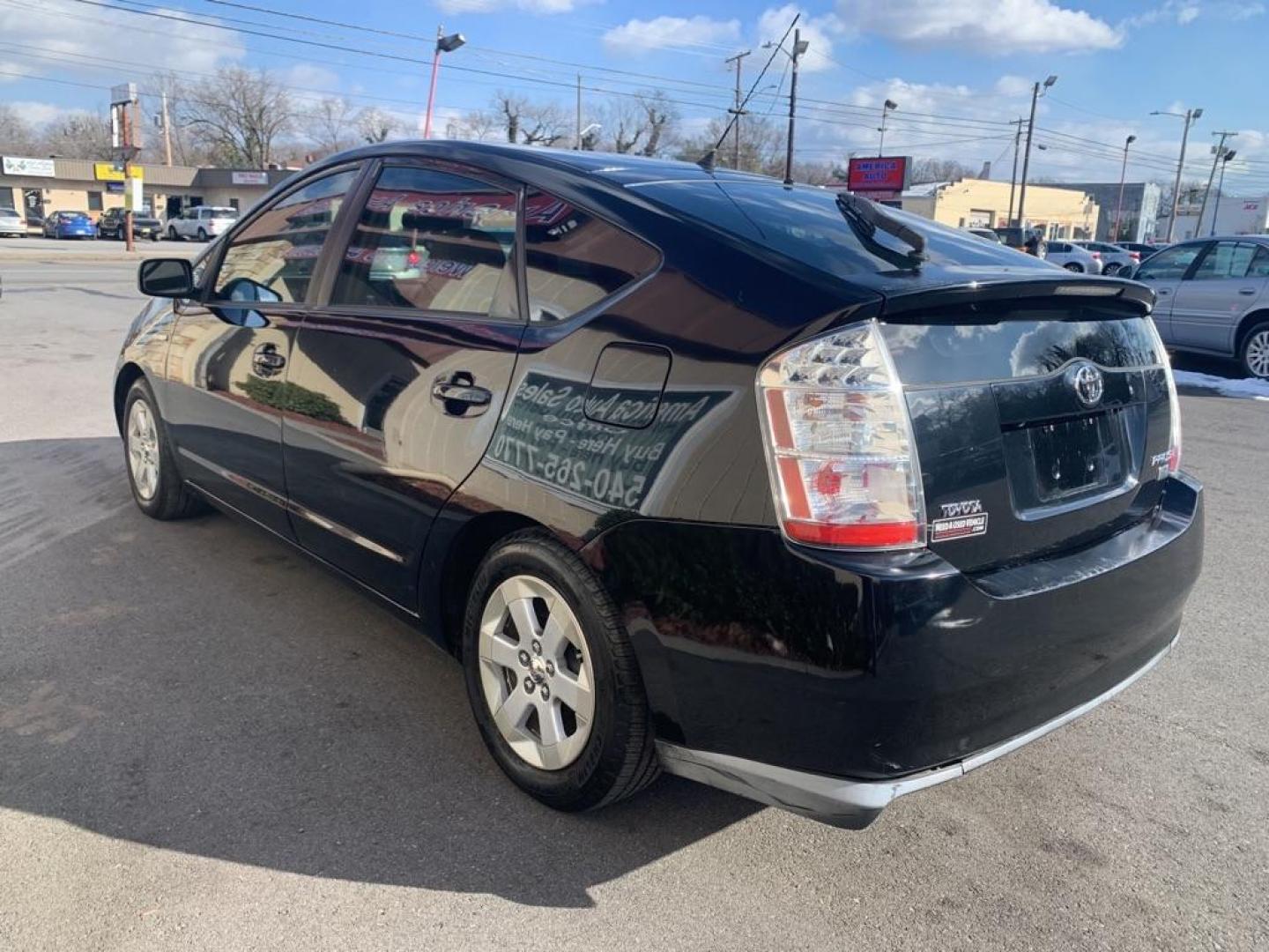 2007 BLACK TOYOTA PRIUS (JTDKB20UX77) with an 1.5L engine, Continuously Variable transmission, located at 2514 Williamson Rd NE, Roanoke, VA, 24012, (540) 265-7770, 37.294636, -79.936249 - Photo#3