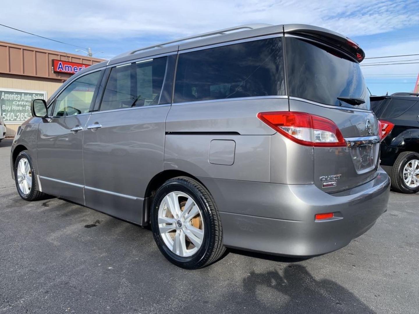 2012 GRAY NISSAN QUEST S (JN8AE2KPXC9) with an 3.5L engine, Automatic transmission, located at 2514 Williamson Rd NE, Roanoke, VA, 24012, (540) 265-7770, 37.294636, -79.936249 - Photo#3