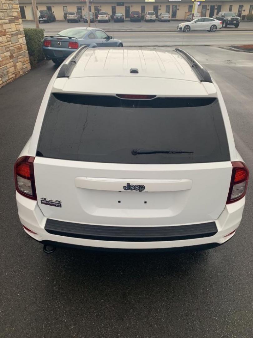 2015 WHITE JEEP COMPASS SPORT (1C4NJDBB1FD) with an 2.4L engine, Continuously Variable transmission, located at 2514 Williamson Rd NE, Roanoke, VA, 24012, (540) 265-7770, 37.294636, -79.936249 - Photo#3