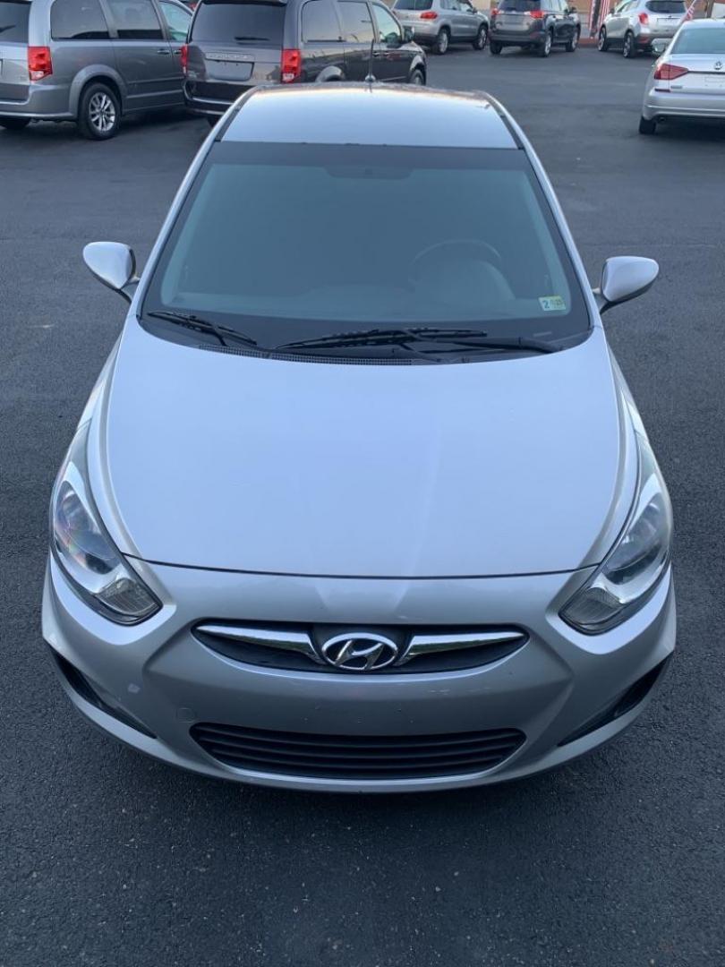 2014 SILVER HYUNDAI ACCENT GLS (KMHCT5AE1EU) with an 1.6L engine, Automatic transmission, located at 2514 Williamson Rd NE, Roanoke, VA, 24012, (540) 265-7770, 37.294636, -79.936249 - Photo#1