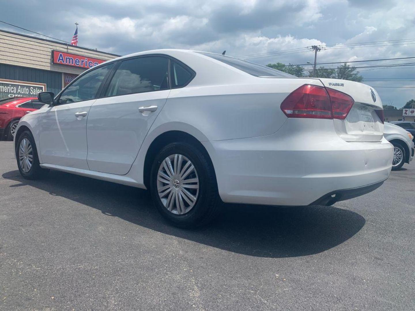 2014 WHITE VOLKSWAGEN PASSAT S (1VWAT7A39EC) with an 1.8L engine, Automatic transmission, located at 2514 Williamson Rd NE, Roanoke, VA, 24012, (540) 265-7770, 37.294636, -79.936249 - NO CREDIT CHECK FINANCING WITH ONLY $2200 DOWN PAYMENT!!!! Check out our website www.needausedvehicle.com for our No Credit Check/ In House Financing options!! No Credit Check Available!!! In House Financing Available!!! All Clean Title Vehicles (no Salvaged or flooded vehicles ever on our lot)! - Photo#1