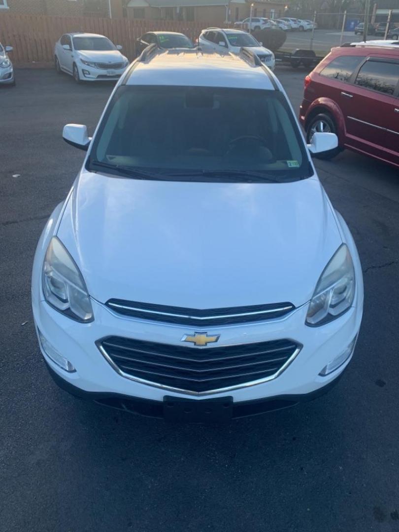 2017 WHITE CHEVROLET EQUINOX LT (2GNALCEK4H6) with an 2.4L engine, Automatic transmission, located at 2514 Williamson Rd NE, Roanoke, VA, 24012, (540) 265-7770, 37.294636, -79.936249 - Photo#2