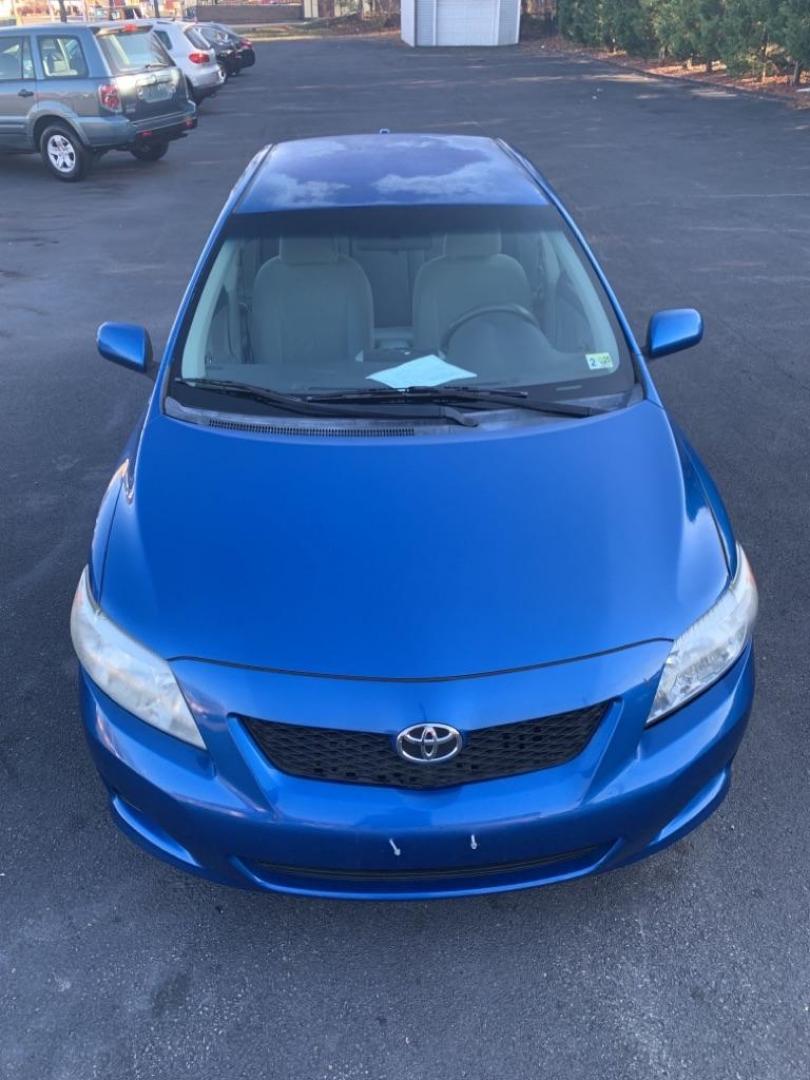 2010 BLUE TOYOTA COROLLA BASE (1NXBU4EE8AZ) with an 1.8L engine, Automatic transmission, located at 2514 Williamson Rd NE, Roanoke, VA, 24012, (540) 265-7770, 37.294636, -79.936249 - Photo#1