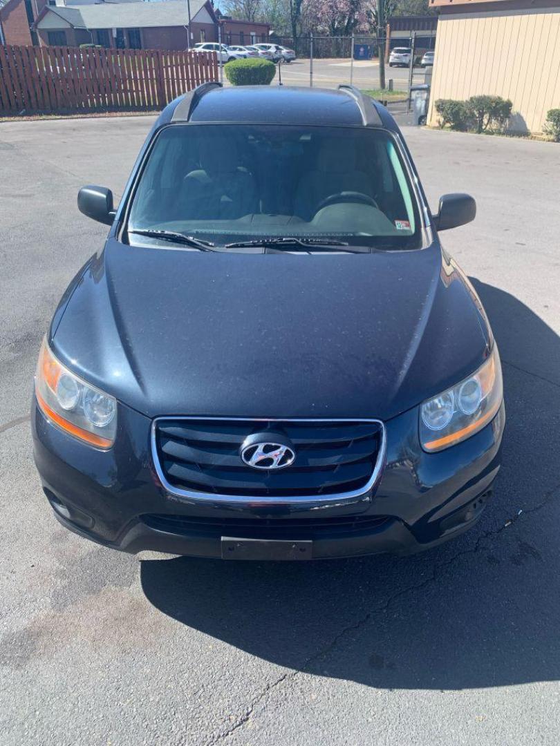 2011 BLUE HYUNDAI SANTA FE GLS (5XYZGDAG4BG) with an 3.5L engine, Automatic transmission, located at 2514 Williamson Rd NE, Roanoke, VA, 24012, (540) 265-7770, 37.294636, -79.936249 - Photo#8