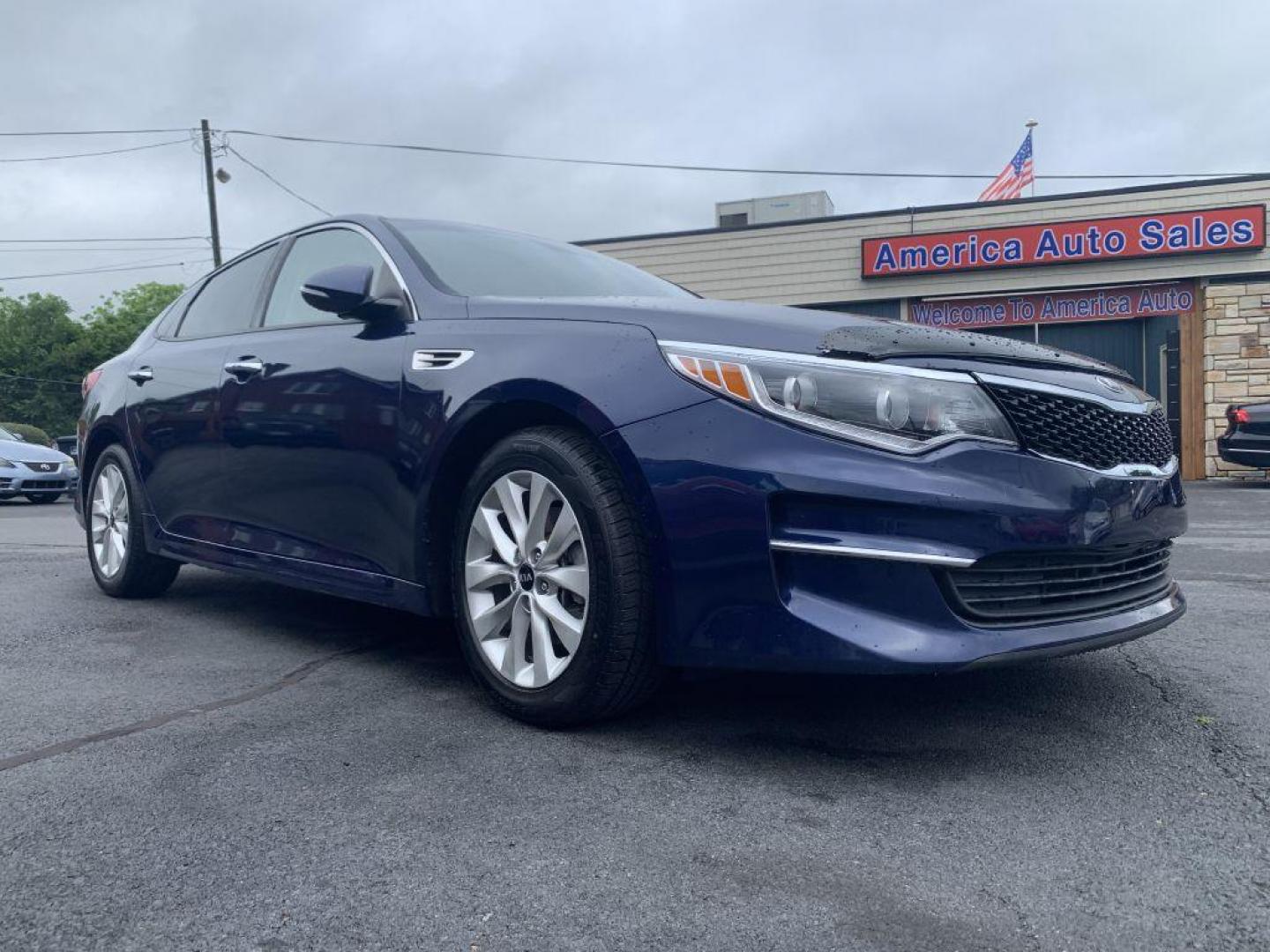 2016 BLUE KIA OPTIMA EX (5XXGU4L3XGG) with an 2.4L engine, Automatic transmission, located at 2514 Williamson Rd NE, Roanoke, VA, 24012, (540) 265-7770, 37.294636, -79.936249 - Photo#0