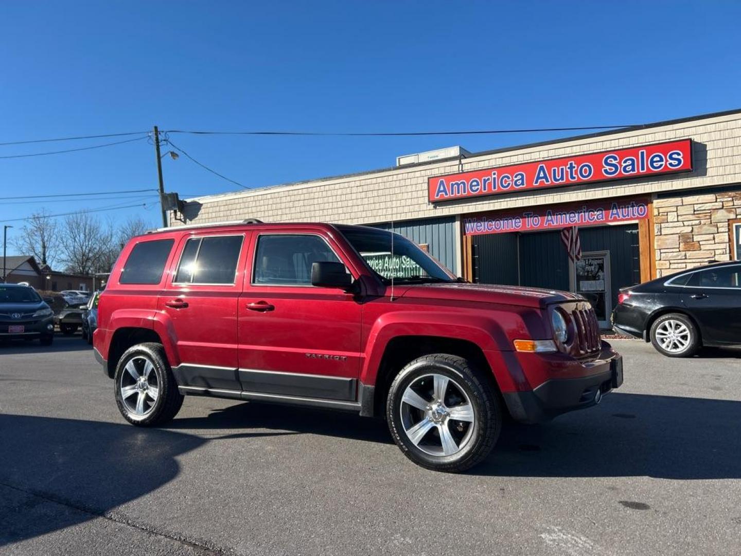 2016 MAROON JEEP PATRIOT LATITUDE (1C4NJRFBXGD) with an 2.4L engine, Continuously Variable transmission, located at 2514 Williamson Rd NE, Roanoke, VA, 24012, (540) 265-7770, 37.294636, -79.936249 - NO CREDIT CHECK FINANCING WITH ONLY $2500 DOWN PAYMENT!!!! Check out our website www.needausedvehicle.com for our No Credit Check/ In House Financing options!! No Credit Check Available!!! In House Financing Available!!! All Clean Title Vehicles (no Salvaged or flooded vehicles ever on our lot)! - Photo#0