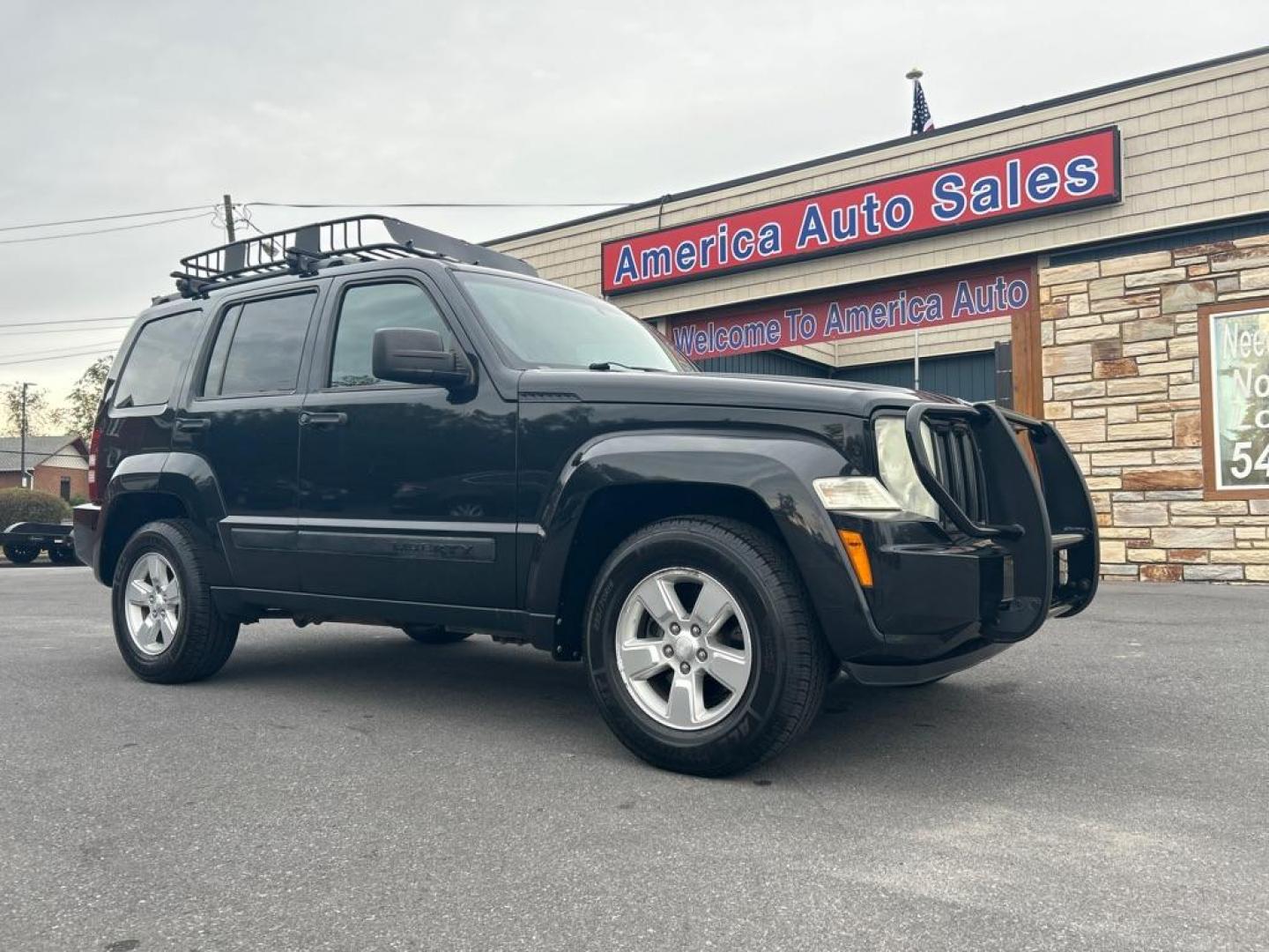 2011 BLACK JEEP LIBERTY SPORT (1J4PN2GK5BW) with an 3.7L engine, Automatic transmission, located at 2514 Williamson Rd NE, Roanoke, VA, 24012, (540) 265-7770, 37.294636, -79.936249 - NO CREDIT CHECK FINANCING WITH ONLY $2000 DOWN PAYMENT!!!! Check out our website www.needausedvehicle.com for our No Credit Check/ In House Financing options!! No Credit Check Available!!! In House Financing Available!!! All Clean Title Vehicles (no Salvaged or flooded vehicles ever on our lot)! - Photo#0