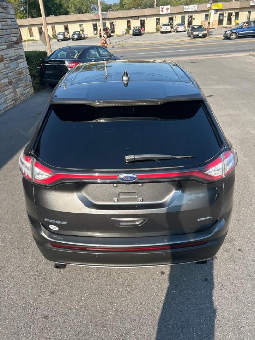 2018 GRAY FORD EDGE SEL (2FMPK4J99JB) with an 2.0L engine, Automatic transmission, located at 2514 Williamson Rd NE, Roanoke, VA, 24012, (540) 265-7770, 37.294636, -79.936249 - Photo#11