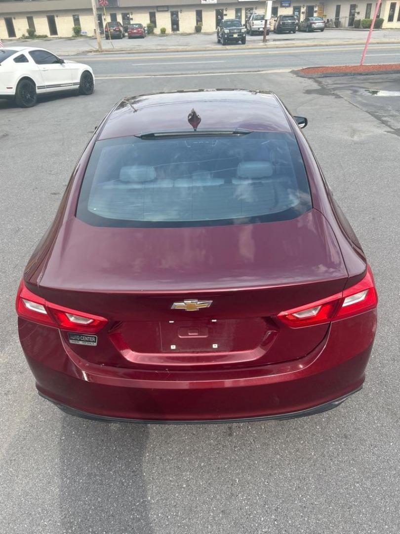 2016 BURGUN CHEVROLET MALIBU LT (1G1ZE5ST1GF) with an 1.5L engine, Automatic transmission, located at 2514 Williamson Rd NE, Roanoke, VA, 24012, (540) 265-7770, 37.294636, -79.936249 - Photo#11