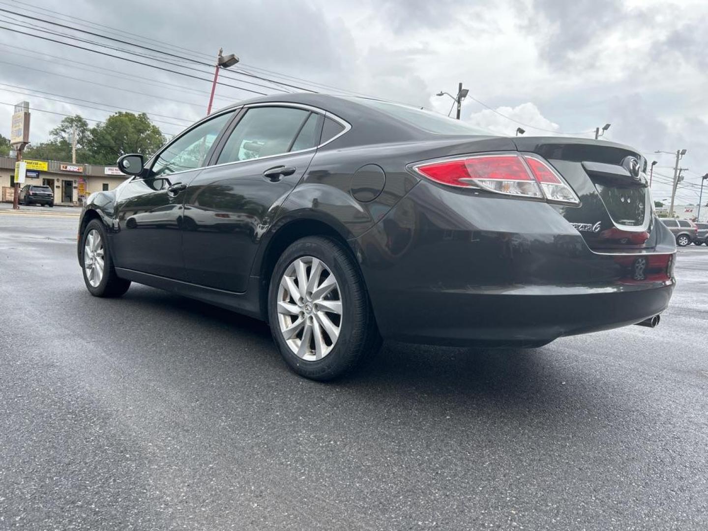 2012 BROWN MAZDA 6 I (1YVHZ8DH2C5) with an 2.5L engine, Automatic transmission, located at 2514 Williamson Rd NE, Roanoke, VA, 24012, (540) 265-7770, 37.294636, -79.936249 - NO CREDIT CHECK FINANCING WITH ONLY $2300 DOWN PAYMENT!!!! Check out our website www.needausedvehicle.com for our No Credit Check/ In House Financing options!! No Credit Check Available!!! In House Financing Available!!! All Clean Title Vehicles (no Salvaged or flooded vehicles ever on our lot)! - Photo#1