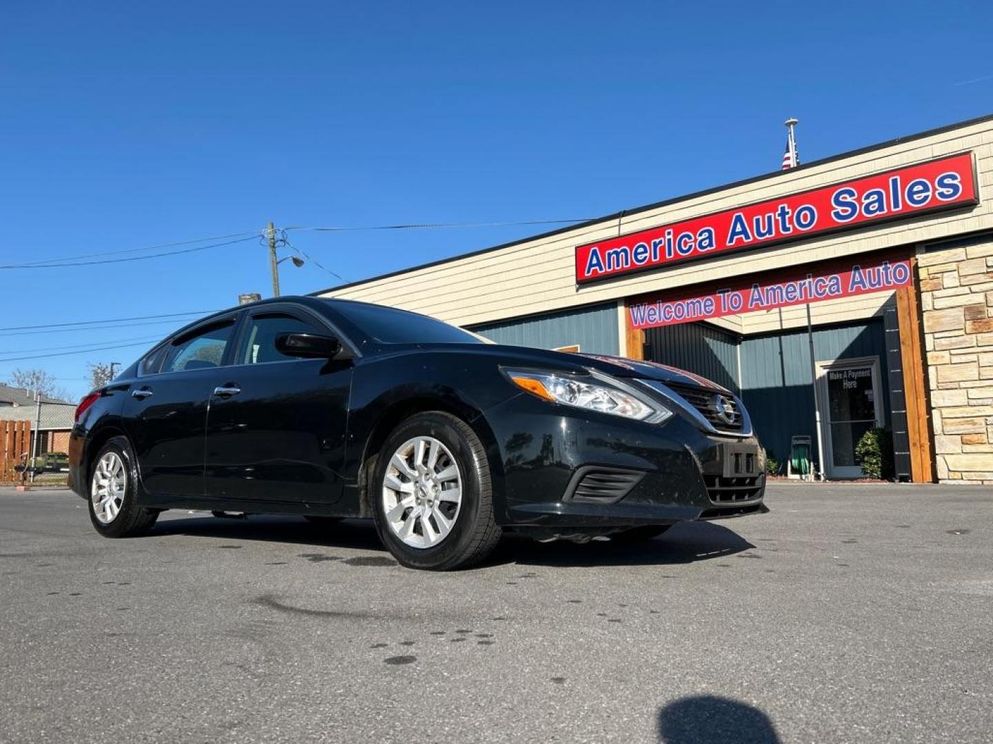 2017 BLACK NISSAN ALTIMA 2.5 (1N4AL3AP2HN) with an 2.5L engine, Continuously Variable transmission, located at 2514 Williamson Rd NE, Roanoke, VA, 24012, (540) 265-7770, 37.294636, -79.936249 - NO CREDIT CHECK FINANCING WITH ONLY $2700 DOWN PAYMENT!!!! Check out our website www.needausedvehicle.com for our No Credit Check/ In House Financing options!! No Credit Check Available!!! In House Financing Available!!! All Clean Title Vehicles (no Salvaged or flooded vehicles ever on our lot)! - Photo#0