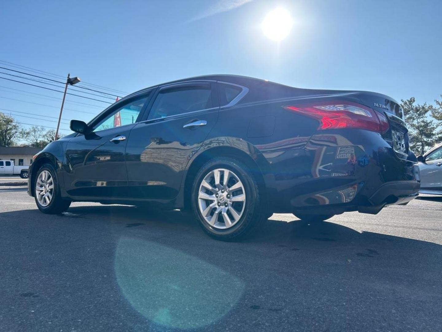 2017 BLACK NISSAN ALTIMA 2.5 (1N4AL3AP2HN) with an 2.5L engine, Continuously Variable transmission, located at 2514 Williamson Rd NE, Roanoke, VA, 24012, (540) 265-7770, 37.294636, -79.936249 - NO CREDIT CHECK FINANCING WITH ONLY $2700 DOWN PAYMENT!!!! Check out our website www.needausedvehicle.com for our No Credit Check/ In House Financing options!! No Credit Check Available!!! In House Financing Available!!! All Clean Title Vehicles (no Salvaged or flooded vehicles ever on our lot)! - Photo#1