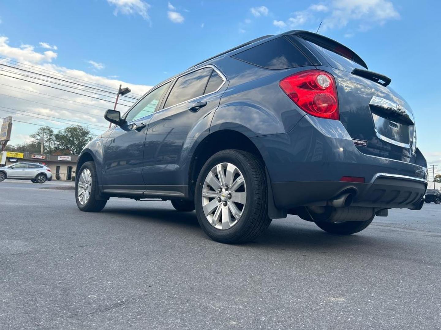 2011 BLUE CHEVROLET EQUINOX LT (2CNFLEE52B6) with an 3.0L engine, Automatic transmission, located at 2514 Williamson Rd NE, Roanoke, VA, 24012, (540) 265-7770, 37.294636, -79.936249 - Photo#1