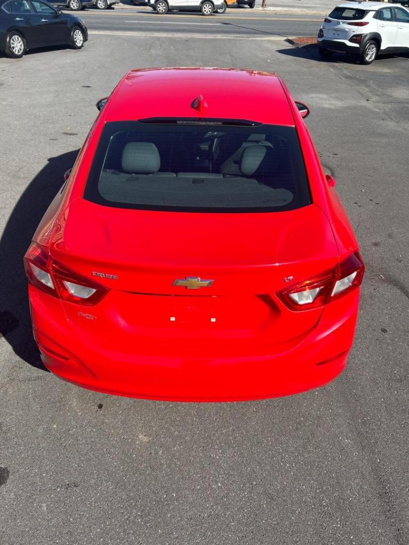 2016 RED CHEVROLET CRUZE LT (1G1BE5SM1G7) with an 1.4L engine, Automatic transmission, located at 2514 Williamson Rd NE, Roanoke, VA, 24012, (540) 265-7770, 37.294636, -79.936249 - NO CREDIT CHECK FINANCING WITH ONLY $2800 DOWN PAYMENT!!!! Check out our website www.needausedvehicle.com for our No Credit Check/ In House Financing options!! No Credit Check Available!!! In House Financing Available!!! All Clean Title Vehicles (no Salvaged or flooded vehicles ever on our lot)! - Photo#11