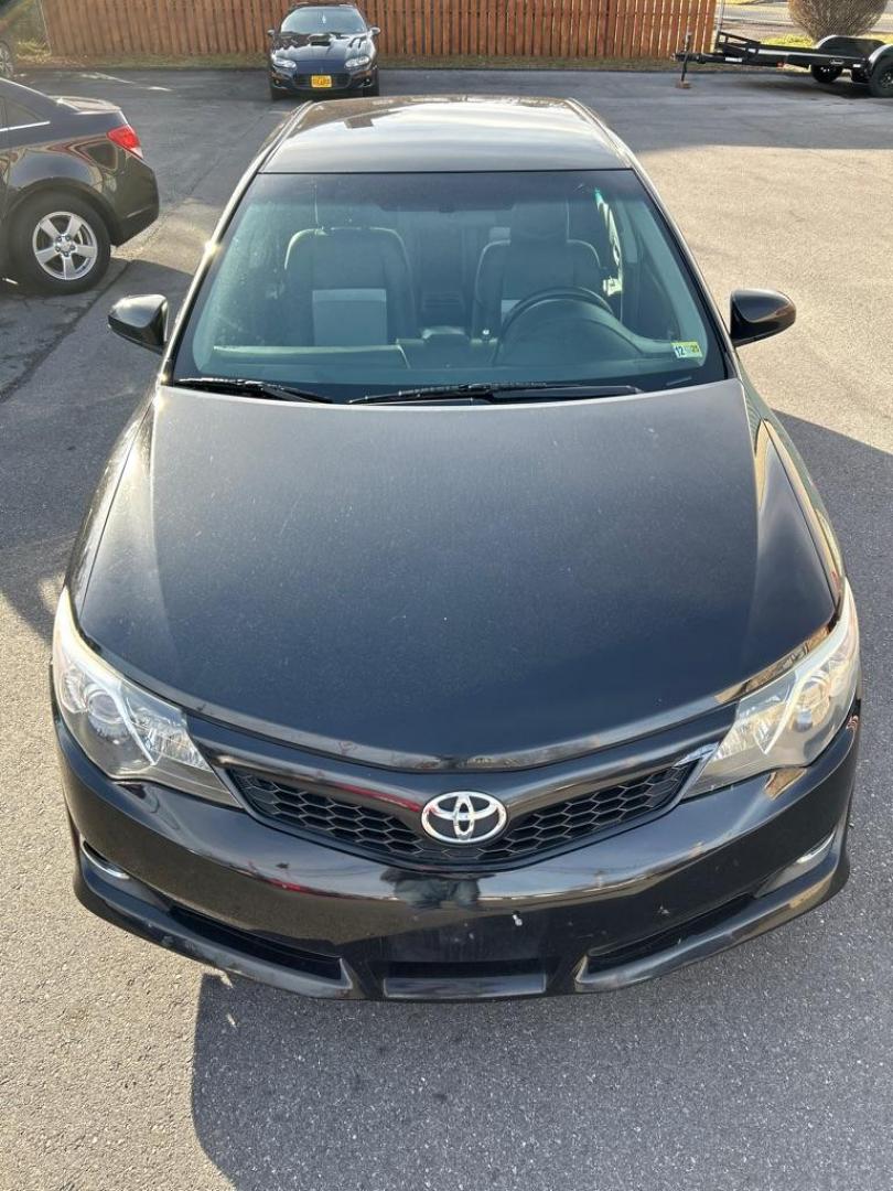 2014 BLACK TOYOTA CAMRY L (4T1BF1FK3EU) with an 2.5L engine, Automatic transmission, located at 2514 Williamson Rd NE, Roanoke, VA, 24012, (540) 265-7770, 37.294636, -79.936249 - NO CREDIT CHECK FINANCING WITH ONLY $2500 DOWN PAYMENT!!!! Check out our website www.needausedvehicle.com for our No Credit Check/ In House Financing options!! No Credit Check Available!!! In House Financing Available!!! All Clean Title Vehicles (no Salvaged or flooded vehicles ever on our lot)! - Photo#9