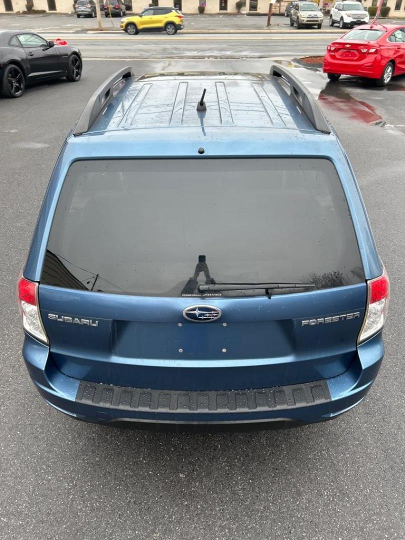 2009 BLUE SUBARU FORESTER 2.5X PREMIUM (JF2SH63649H) with an 2.5L engine, Automatic transmission, located at 2514 Williamson Rd NE, Roanoke, VA, 24012, (540) 265-7770, 37.294636, -79.936249 - NO CREDIT CHECK FINANCING WITH ONLY $2300 DOWN PAYMENT!!!! Check out our website www.needausedvehicle.com for our No Credit Check/ In House Financing options!! No Credit Check Available!!! In House Financing Available!!! All Clean Title Vehicles (no Salvaged or flooded vehicles ever on our lot)! - Photo#11