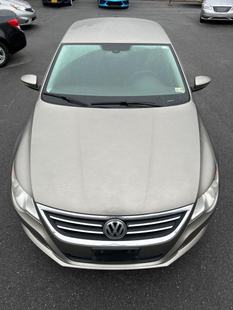 2012 TAN VOLKSWAGEN CC SPORT (WVWMN7AN5CE) with an 2.0L engine, Automatic transmission, located at 2514 Williamson Rd NE, Roanoke, VA, 24012, (540) 265-7770, 37.294636, -79.936249 - Photo#8