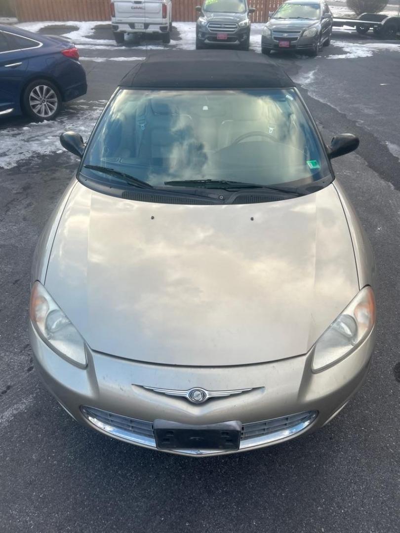 2002 GOLD CHRYSLER SEBRING LIMITED (1C3EL65R12N) with an 2.7L engine, Automatic transmission, located at 2514 Williamson Rd NE, Roanoke, VA, 24012, (540) 265-7770, 37.294636, -79.936249 - NO CREDIT CHECK FINANCING WITH ONLY $1300 DOWN PAYMENT!!!! Check out our website www.needausedvehicle.com for our No Credit Check/ In House Financing options!! No Credit Check Available!!! In House Financing Available!!! All Clean Title Vehicles (no Salvaged or flooded vehicles ever on our lot)! - Photo#8