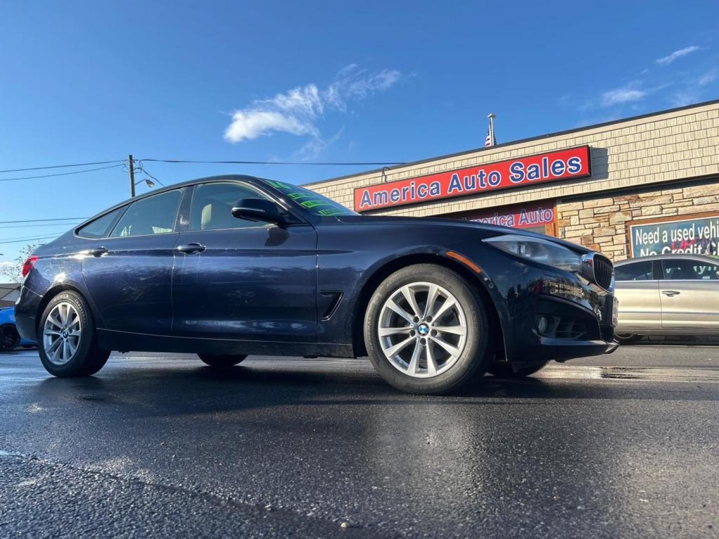 2016 BLUE BMW 328 XIGT SULEV (WBA8Z5C57GG) with an 2.0L engine, Automatic transmission, located at 2514 Williamson Rd NE, Roanoke, VA, 24012, (540) 265-7770, 37.294636, -79.936249 - Photo#0