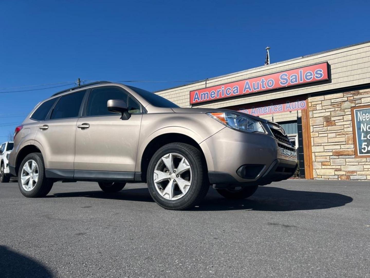 2016 TAN SUBARU FORESTER 2.5I LIMITED (JF2SJAHC2GH) with an 2.5L engine, Continuously Variable transmission, located at 2514 Williamson Rd NE, Roanoke, VA, 24012, (540) 265-7770, 37.294636, -79.936249 - Photo#0