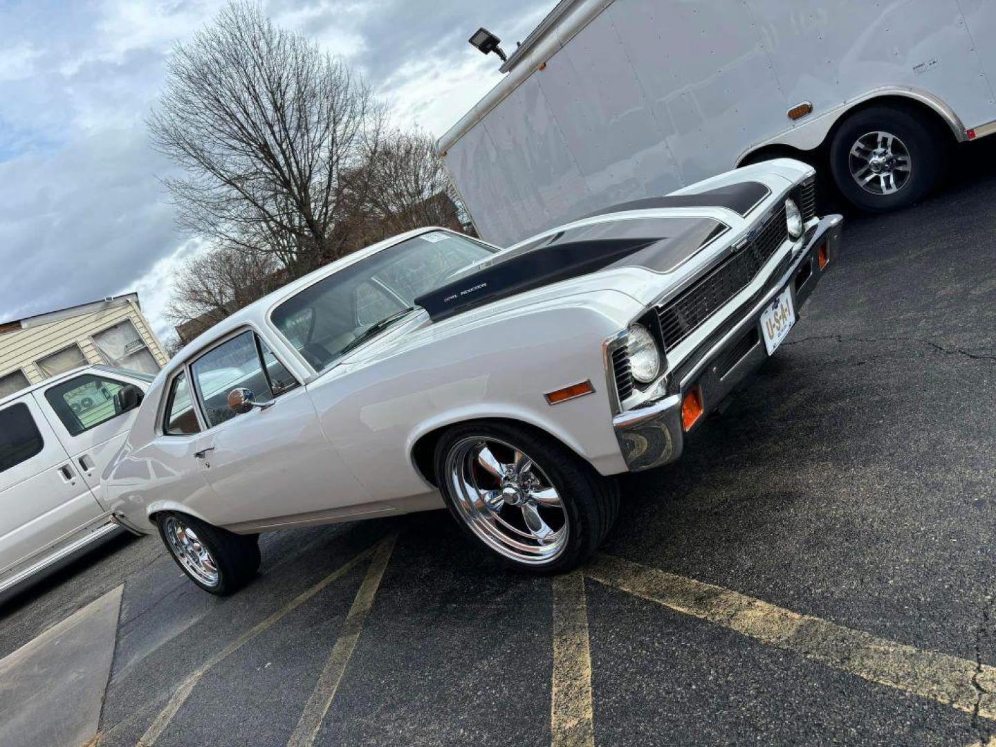 1972 WHITE CHEVROLET NOVA SS (1X27D2L1046) with an 350 engine, 4-Speed Manual transmission, located at 2514 Williamson Rd NE, Roanoke, VA, 24012, (540) 265-7770, 37.294636, -79.936249 - ********* CASH ONLY PRICE OF $40,000 (NOT INCLUDING SALES TAX, TAGS, TITLING, AND PROCESSING FEE)******** ******** VEHICLE SHOWN BY APPOINTMENT ONLY ********** This 1972 Chevrolet Nova Super Sport is a classic beauty inside and out. Must see to appreciate this amazing vehicle!! 13 digit VIN, last - Photo#0