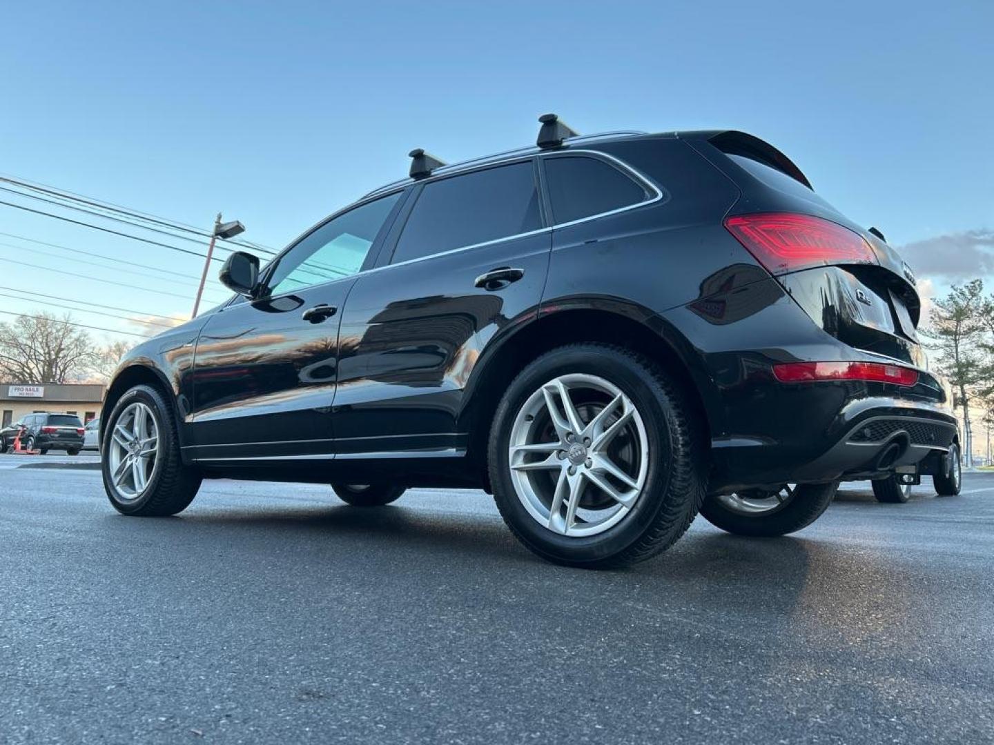 2016 BLACK AUDI Q5 PREMIUM PLUS S-LINE (WA1D7AFP2GA) with an 3.0L engine, Automatic transmission, located at 2514 Williamson Rd NE, Roanoke, VA, 24012, (540) 265-7770, 37.294636, -79.936249 - NO CREDIT CHECK FINANCING WITH ONLY $4500 DOWN PAYMENT!!!! Check out our website www.needausedvehicle.com for our No Credit Check/ In House Financing options!! No Credit Check Available!!! In House Financing Available!!! All Clean Title Vehicles (no Salvaged or flooded vehicles ever on our lot)! - Photo#1