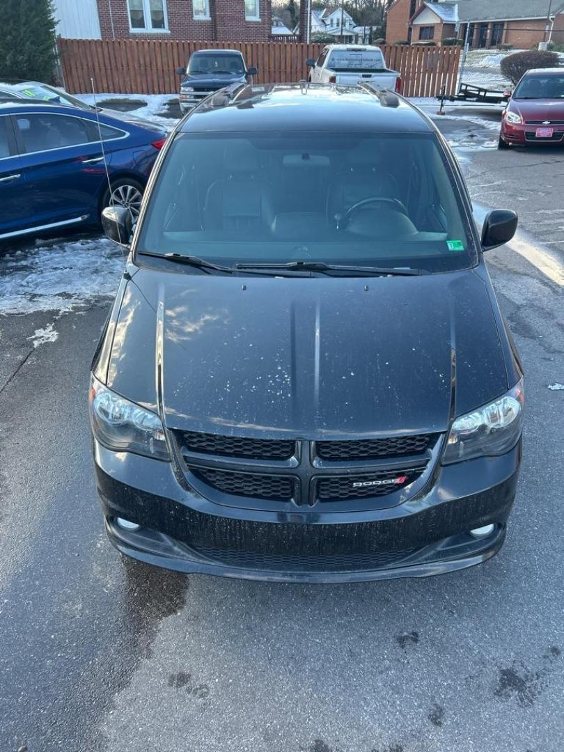 2016 BLACK DODGE GRAND CARAVAN R/T (2C4RDGEG2GR) with an 3.6L engine, Automatic transmission, located at 2514 Williamson Rd NE, Roanoke, VA, 24012, (540) 265-7770, 37.294636, -79.936249 - Photo#10